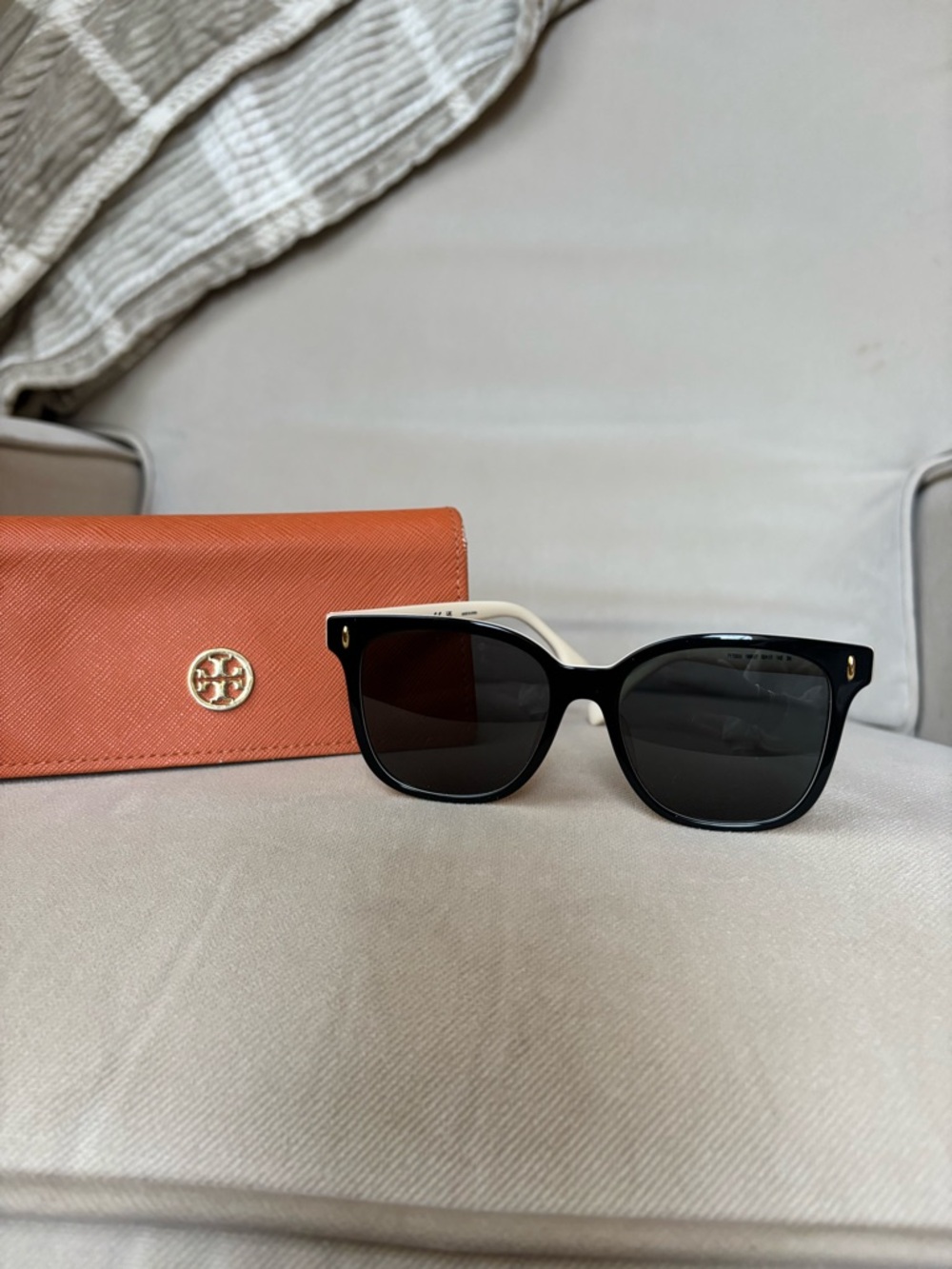 Tory Burch Black & Ivory Cat-Eye Sunglasses